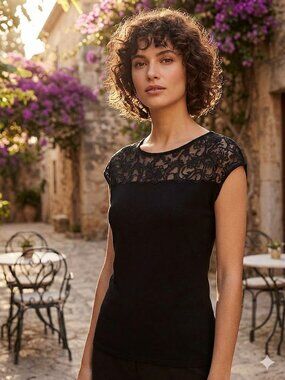 White House Black Market Short Sleeve Top Price drop White House Black Market S